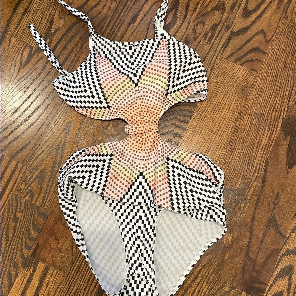 One piece swimsuit